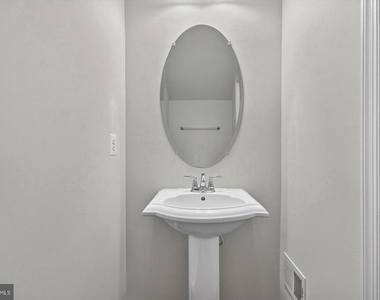 43845 Centergate Drive - Photo Thumbnail 14