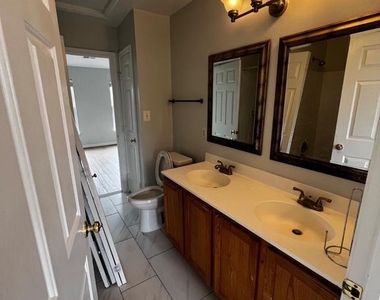 44211 Litchfield Terrace - Photo Thumbnail 17