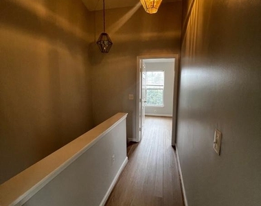 44211 Litchfield Terrace - Photo Thumbnail 10