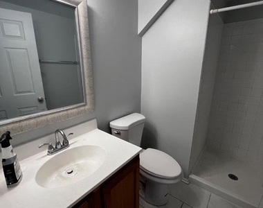44211 Litchfield Terrace - Photo Thumbnail 9