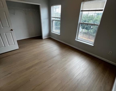 44211 Litchfield Terrace - Photo Thumbnail 12