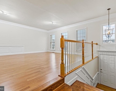 139 Petunia Terrace Se - Photo Thumbnail 1