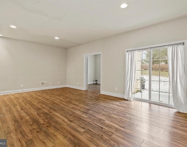 139 Petunia Terrace Se - Photo Thumbnail 36