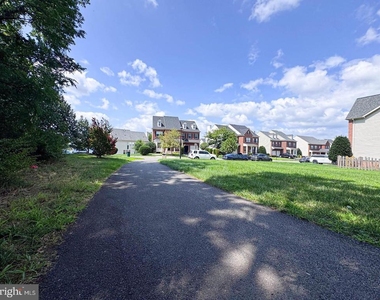 22827 Oakgrove Road - Photo Thumbnail 54