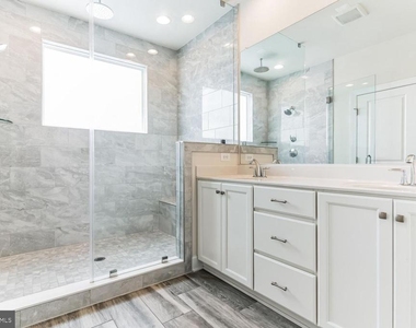 42301 Ashmead Terrace - Photo Thumbnail 9