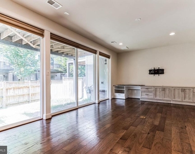 42301 Ashmead Terrace - Photo Thumbnail 13