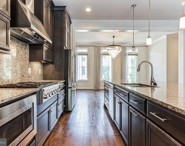 42301 Ashmead Terrace - Photo Thumbnail 2