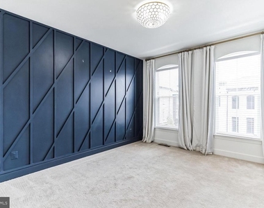 42301 Ashmead Terrace - Photo Thumbnail 10