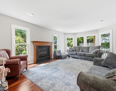 47656 Pennrun Way - Photo Thumbnail 21