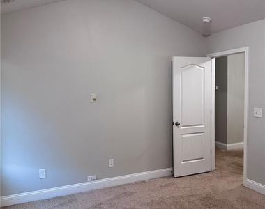 188 Bandana Way - Photo Thumbnail 24