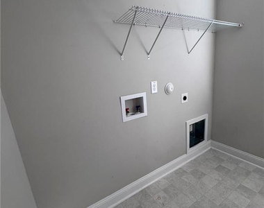 188 Bandana Way - Photo Thumbnail 21
