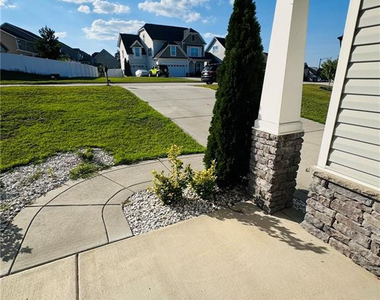 188 Bandana Way - Photo Thumbnail 2