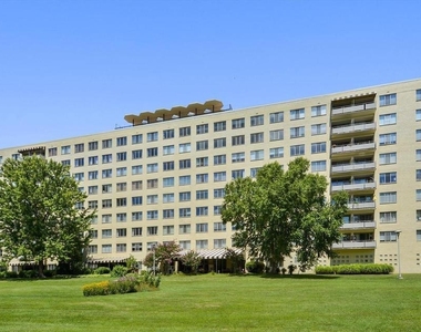 6641 Wakefield Drive - Photo Thumbnail 1