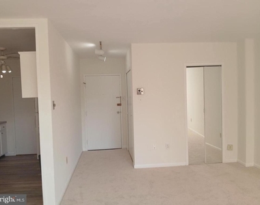 6641 Wakefield Drive - Photo Thumbnail 3