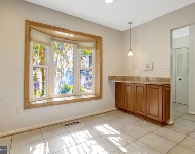 7416 Spring Tree Drive - Photo Thumbnail 14