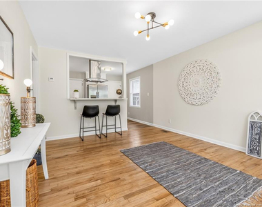 707 Commerce Street - Photo Thumbnail 7