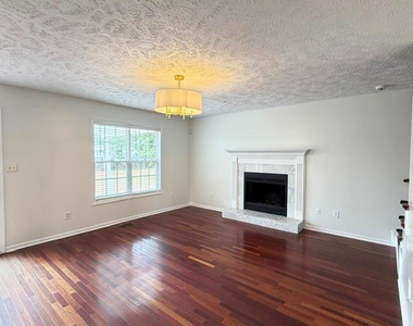 4232 Bartlet Glen Lane - Photo Thumbnail 4