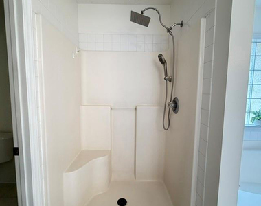4232 Bartlet Glen Lane - Photo Thumbnail 18