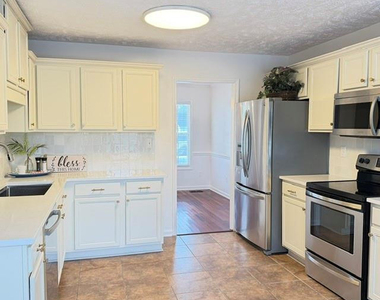 4232 Bartlet Glen Lane - Photo Thumbnail 6
