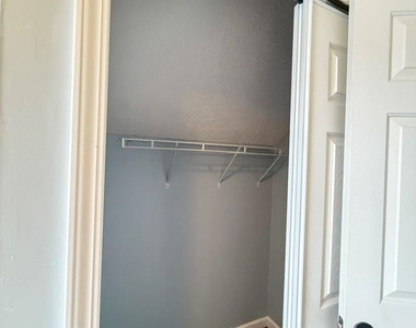 4232 Bartlet Glen Lane - Photo Thumbnail 21