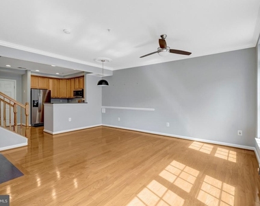 4569 Whittemore - Photo Thumbnail 4