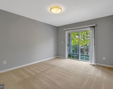 4569 Whittemore - Photo Thumbnail 22