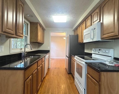 5726 Oak Fern Court - Photo Thumbnail 8