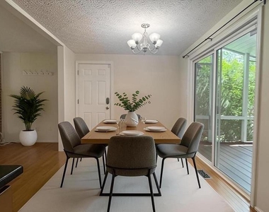 5726 Oak Fern Court - Photo Thumbnail 6