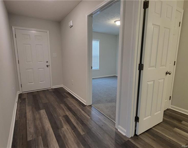 105 Pineridge Drive - Photo Thumbnail 1