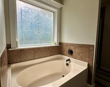 35 Wynnborne Circle - Photo Thumbnail 13