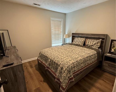 35 Wynnborne Circle - Photo Thumbnail 17