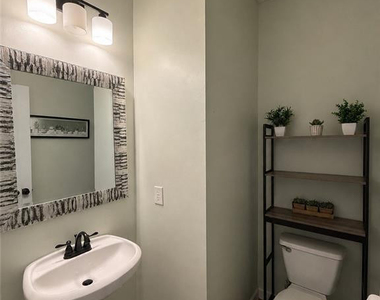 35 Wynnborne Circle - Photo Thumbnail 5