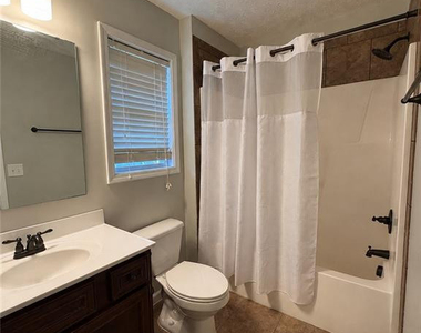 35 Wynnborne Circle - Photo Thumbnail 16