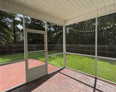 35 Wynnborne Circle - Photo Thumbnail 18
