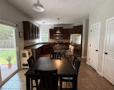 35 Wynnborne Circle - Photo Thumbnail 3