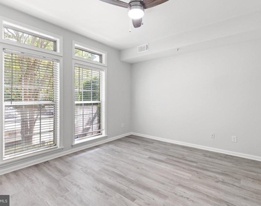 1318 Garden Wall Circle - Photo Thumbnail 13