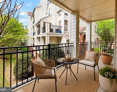 1318 Garden Wall Circle - Photo Thumbnail 18