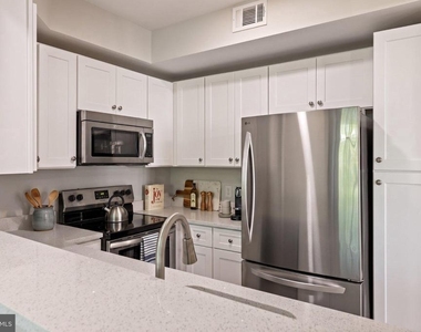 1318 Garden Wall Circle - Photo Thumbnail 5