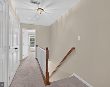 5950 Ians Way - Photo Thumbnail 20
