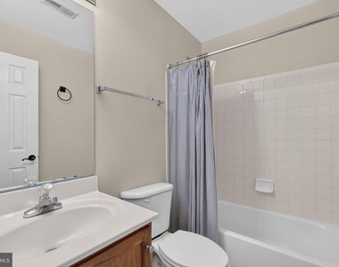 5950 Ians Way - Photo Thumbnail 26