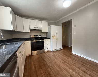 3852 Beech Down Drive - Photo Thumbnail 14