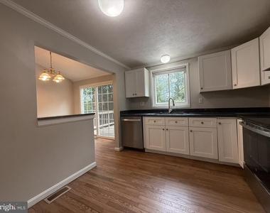 3852 Beech Down Drive - Photo Thumbnail 15