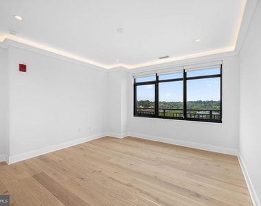 6718 Lowell Avenue - Photo Thumbnail 29