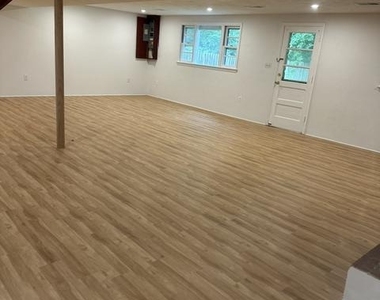 6426 Noble Drive - Photo Thumbnail 16