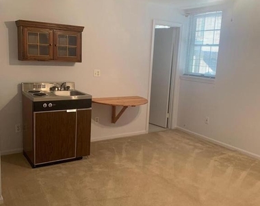 2211 Goldentree Way - Photo Thumbnail 20