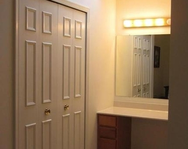 2211 Goldentree Way - Photo Thumbnail 15