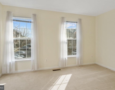 4384 Sutler Hill Square - Photo Thumbnail 24