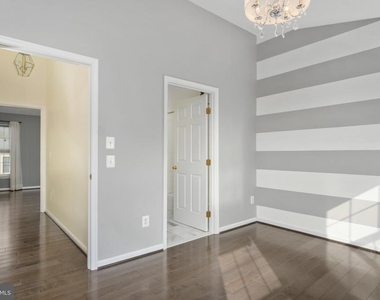 4384 Sutler Hill Square - Photo Thumbnail 27