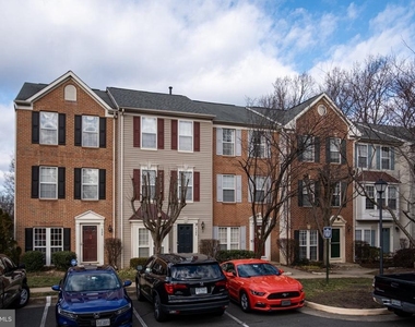 4384 Sutler Hill Square - Photo Thumbnail 37