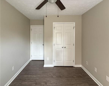 2582 Gotts Lane - Photo Thumbnail 12